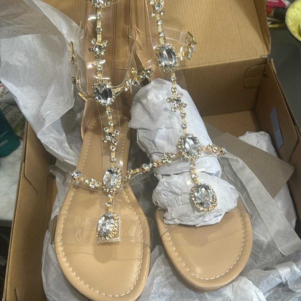 Shoe dazzle sandals